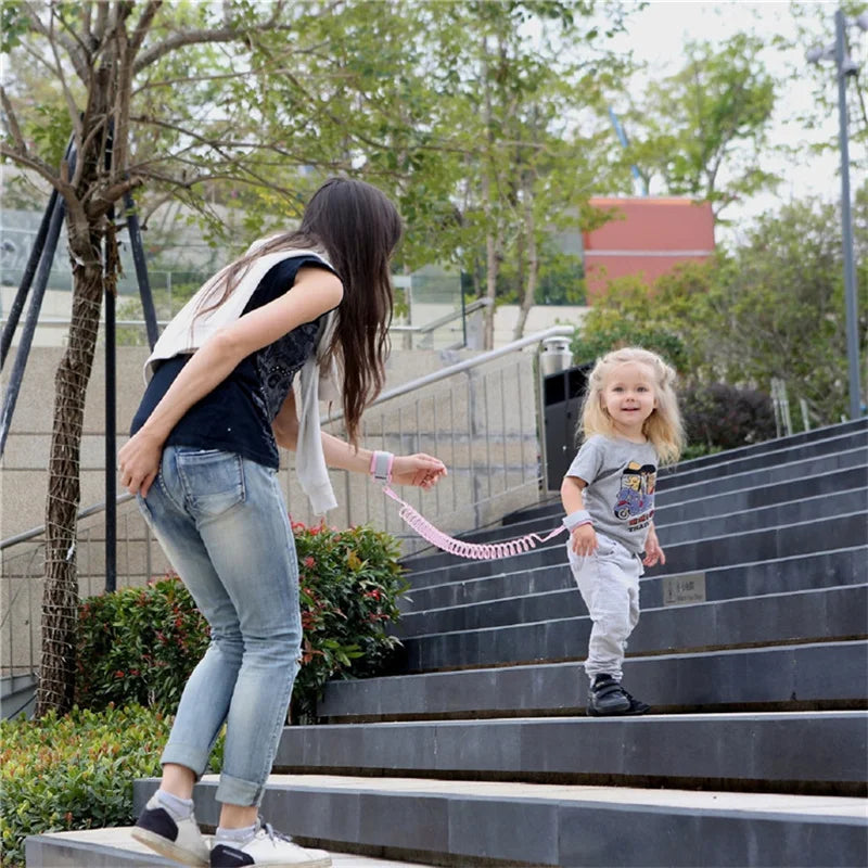 Toddler Safety Wrist Link Strap – Anti-Lost Child Wristband